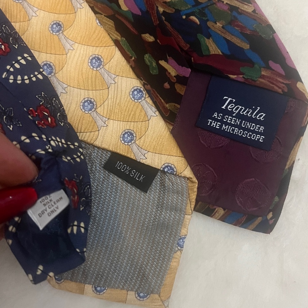 Elegant bundle of hundred percent silk Multicolor Men's Tie Set - Picture 11 of 11
